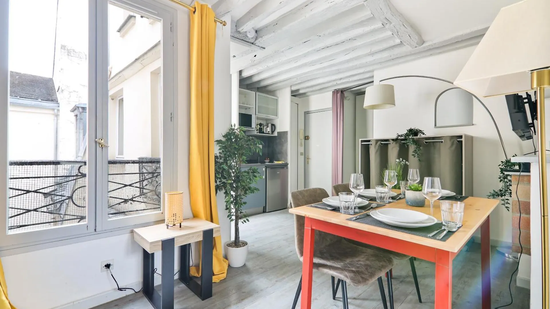 Elegant Studio Appartement Quartier Ile Saint Louis Free Netflix Paris France