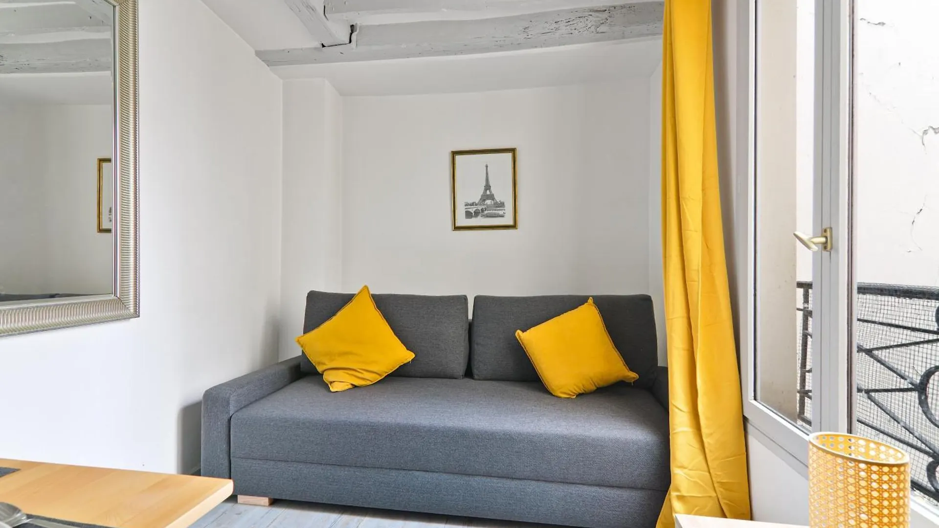 Elegant Studio Appartement Quartier Ile Saint Louis Free Netflix Paris